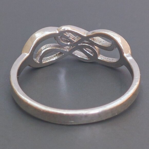 Sterling Silver Infinity Knot Ring — Openwork Figure-Eight, Size 8, 925 - Picture 10 of 11